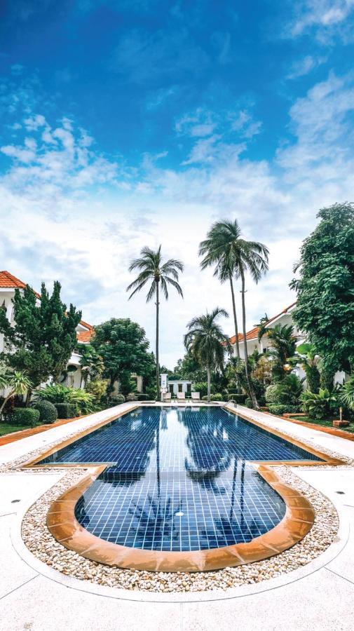 The Gardens Villa Bang Rak Beach  Exterior photo