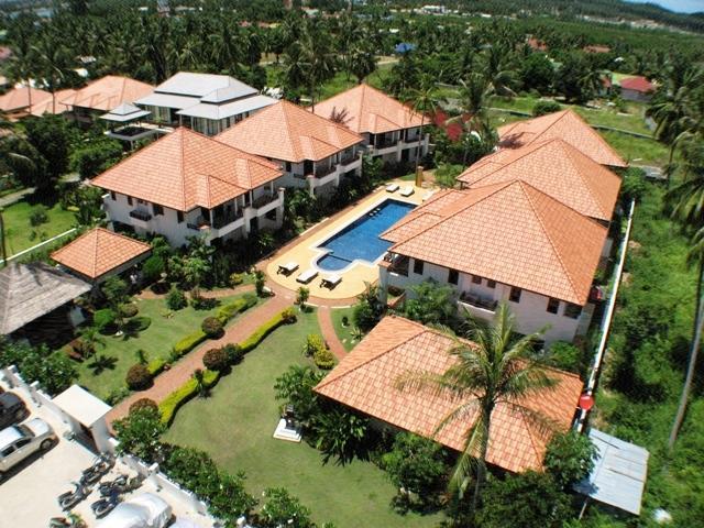 The Gardens Villa Bang Rak Beach  Room photo